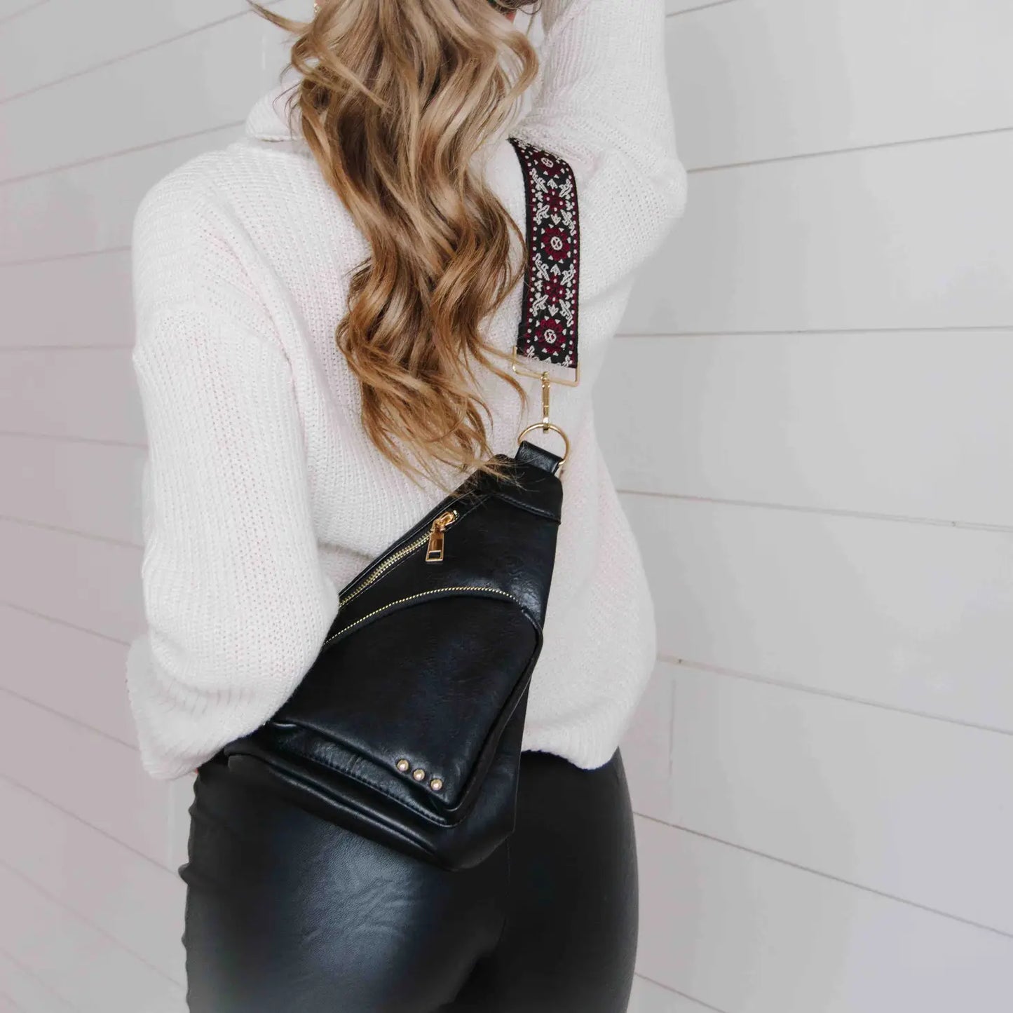 Crossbody Sling | Black
