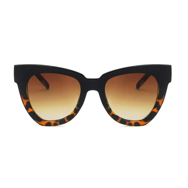 'Hayley' | Shady Lady