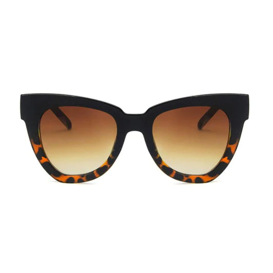 'Hayley' |  Shady Lady