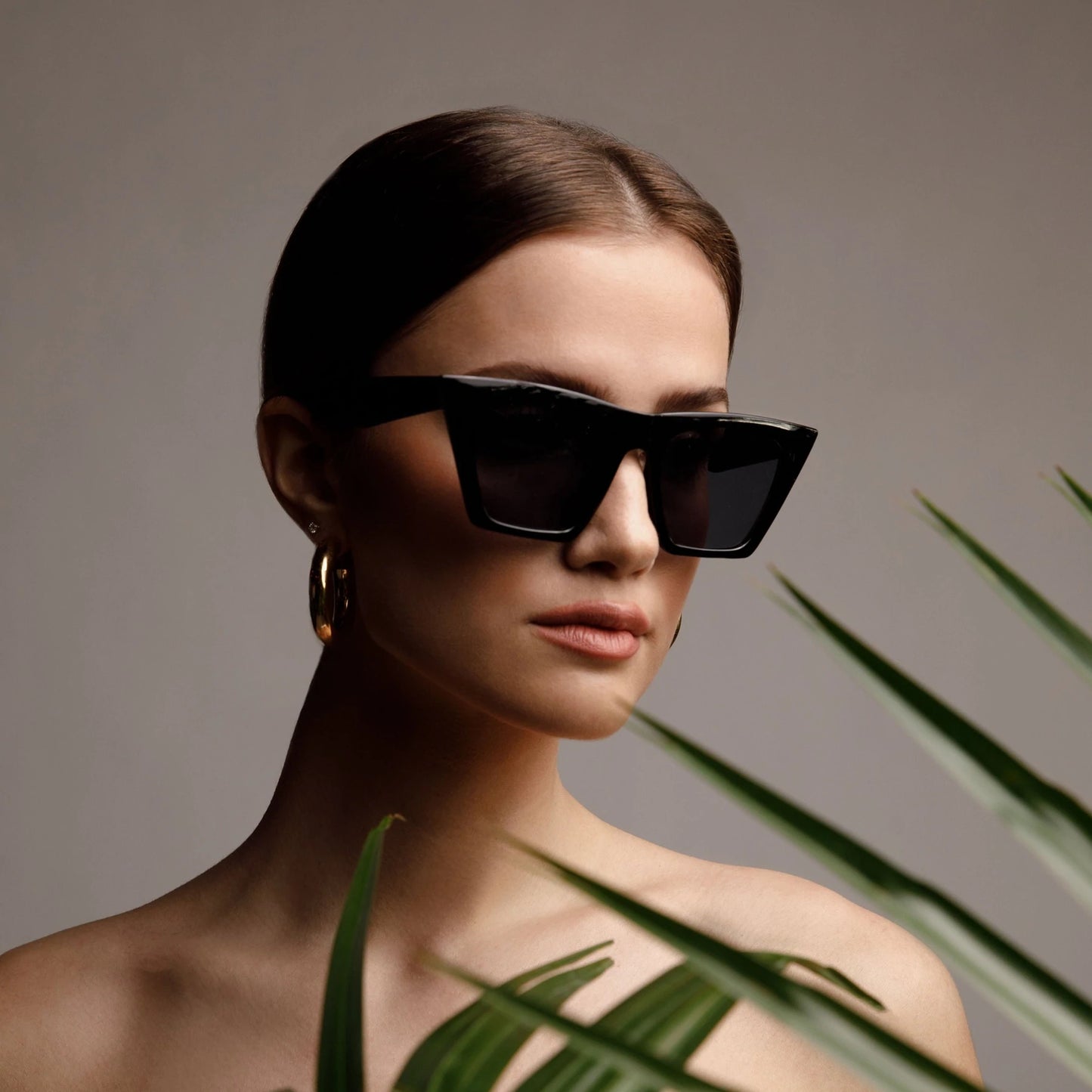 'Nicole' | Shady Lady