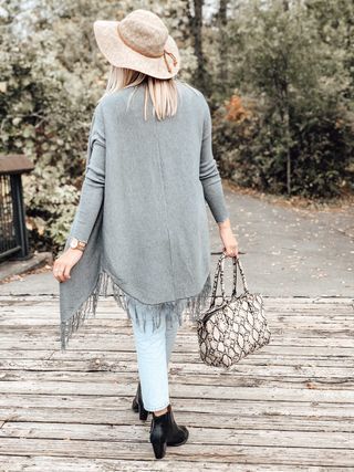 Jackson Rowe Open "Fringe" Cardi (Grey)