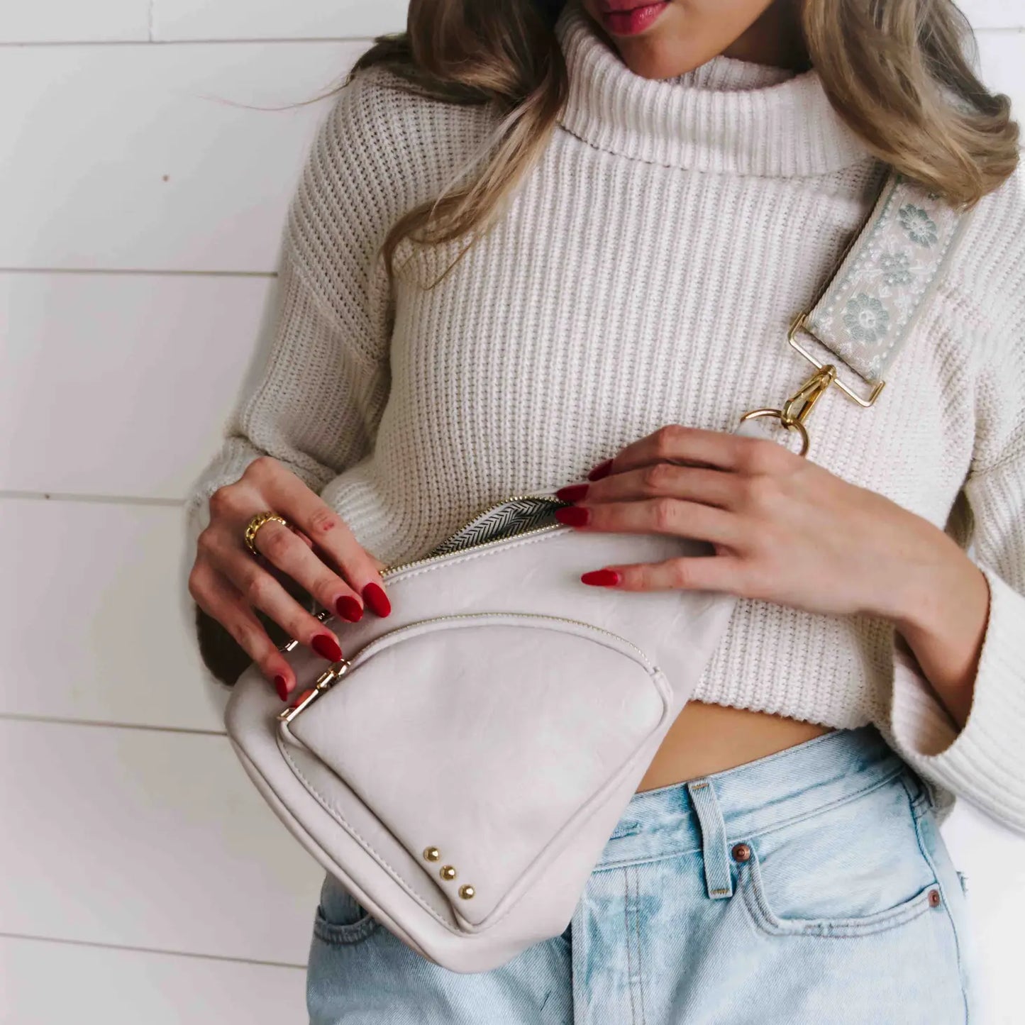 Crossbody Sling | Cream